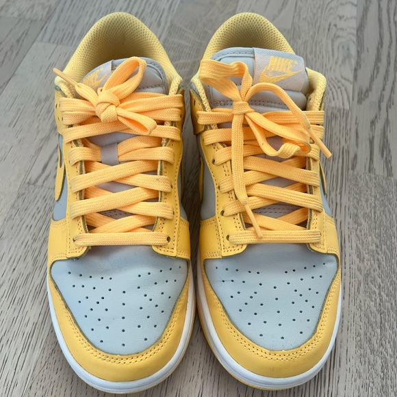 Nike Dunk Low "Citron Pulse" Size 7 - Picture 4 of 4